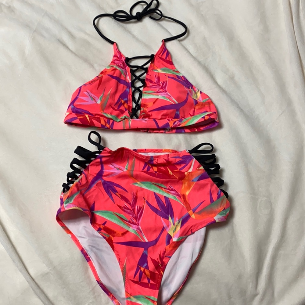 Bathing suit